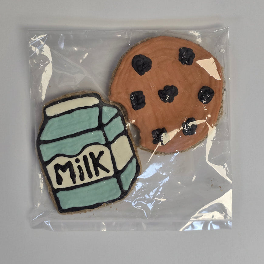 Eva's Doggy Treats, Iced Cookies, 2-pack, 42g