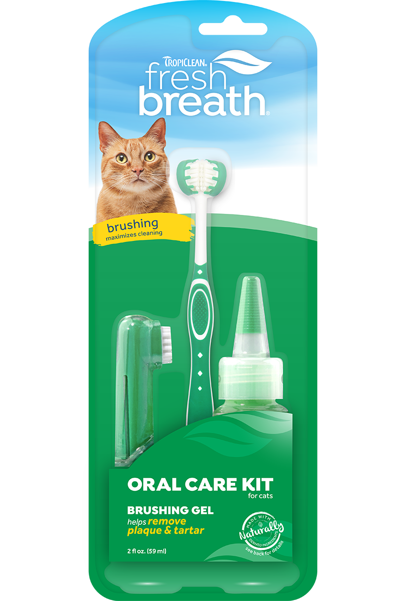 Tropiclean Oral Care Kit for Cats Helps Remove Palque & Tartar Includes Brushing Gel, TripleFlex Toothbrush & Soft Fingertip Brush