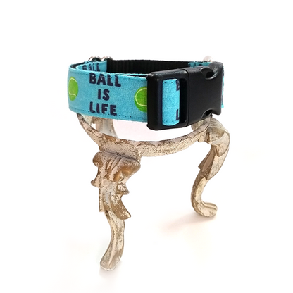 Collier à pince Wiggle Bumz, Ball Is Life, 9 à 14 po, bleu