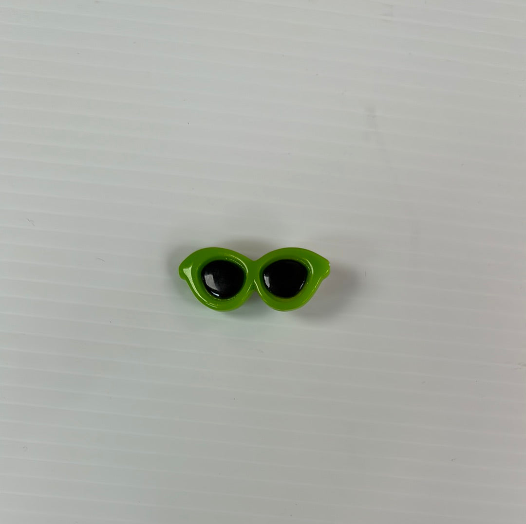 Tiny Sunglasses Hair Clip